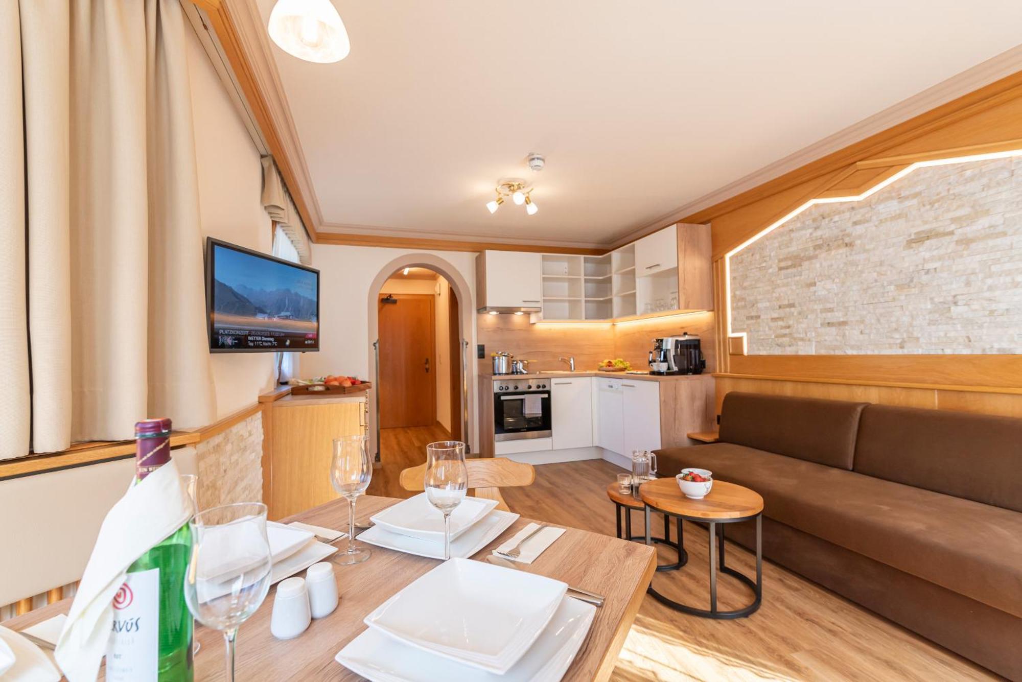 Hotel Garni Apart Tina 이스크글 외부 사진