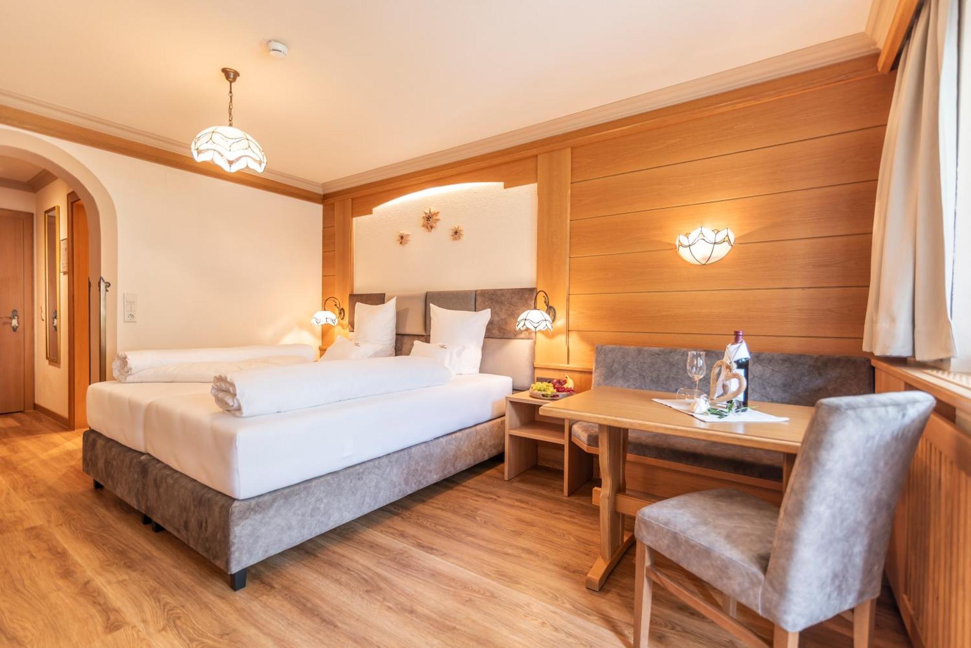 Hotel Garni Apart Tina 이스크글 외부 사진
